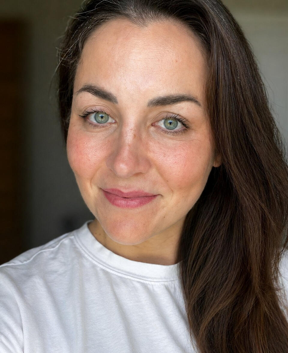 Lindsey, founder of Lumina Theory